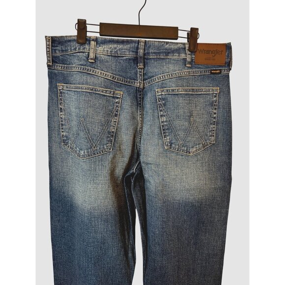 NWT Wrangler 34x30 Mens Relaxed Fit Jeans Blue Denim - Picture 9 of 12